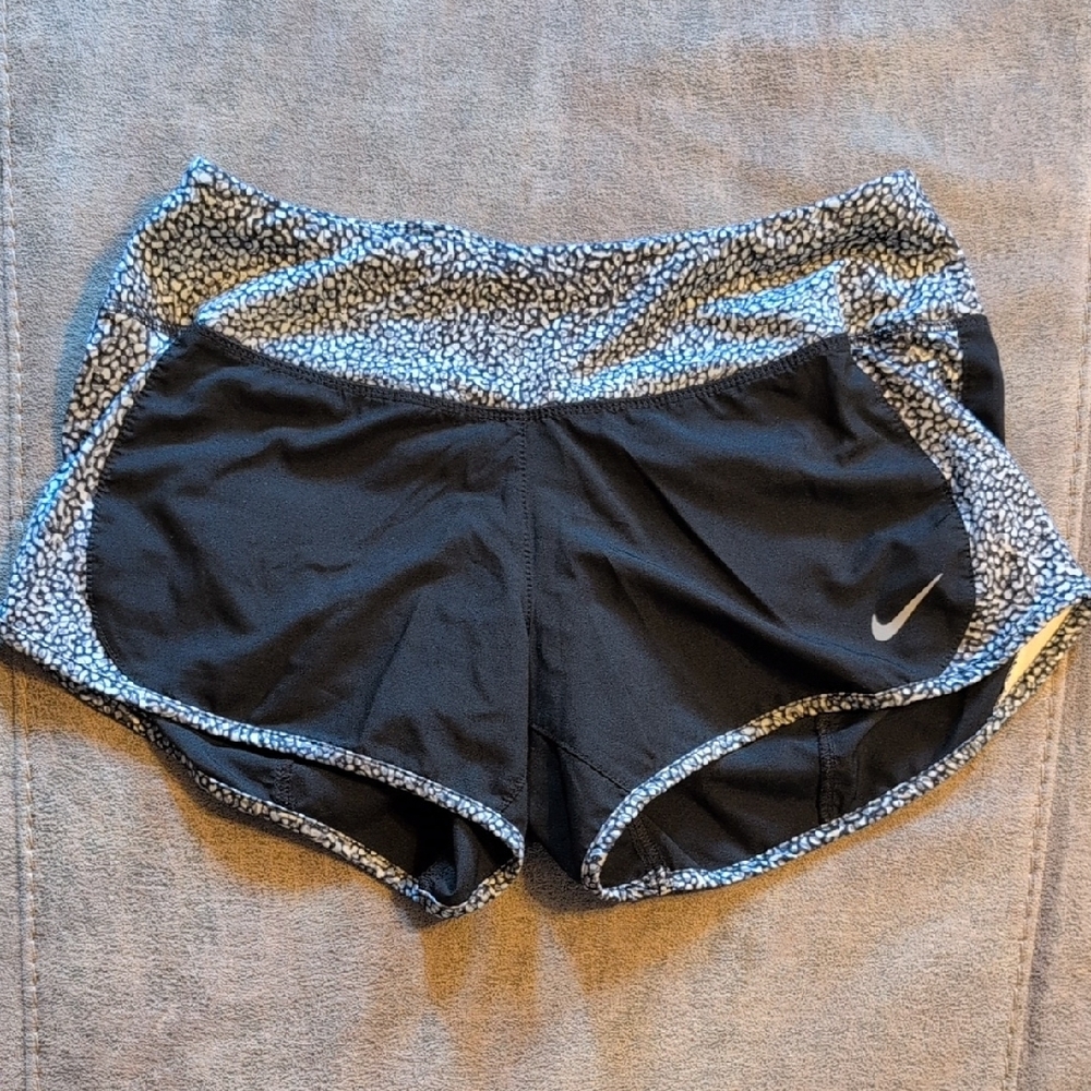Nike Women's Black Running Shorts With Pattern